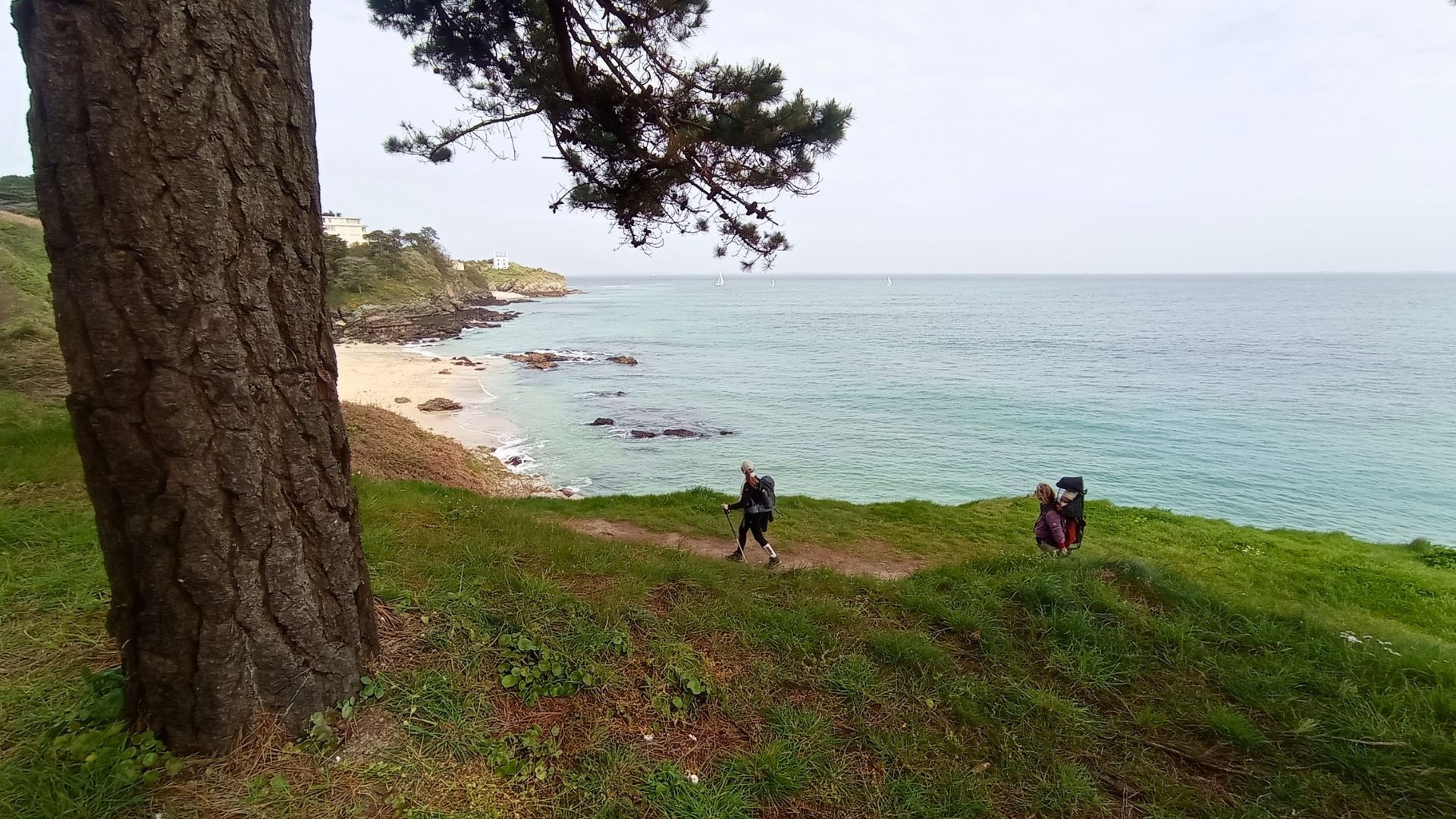 Clémence article photo 5: hike between Le Palais and Sauzon