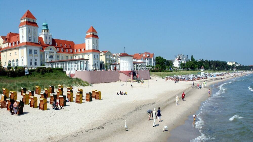 Binz beach and Kurhaus - Rügen Island - Baltic Sea