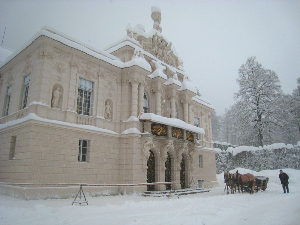 © François Ribard Linderhof Castle under snow © François Ribard