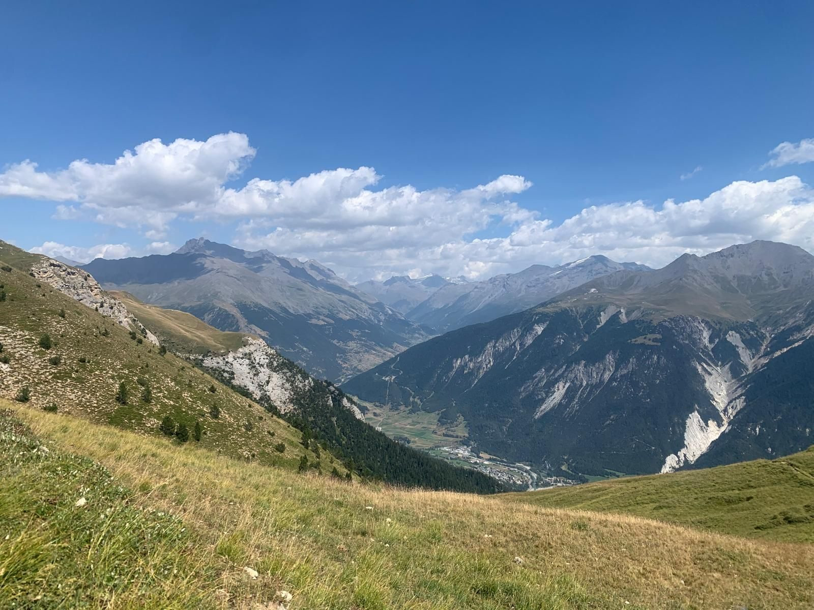 From the Orgère Refuge to the Arpont Refuge