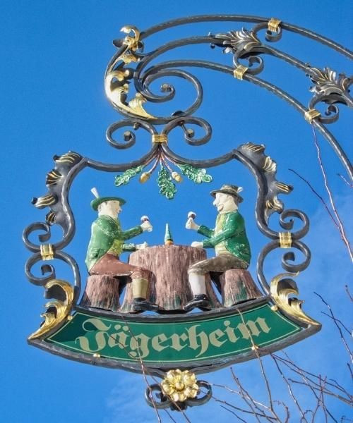 Traditional German restaurant sign in wrought iron © Raymond Chabanier