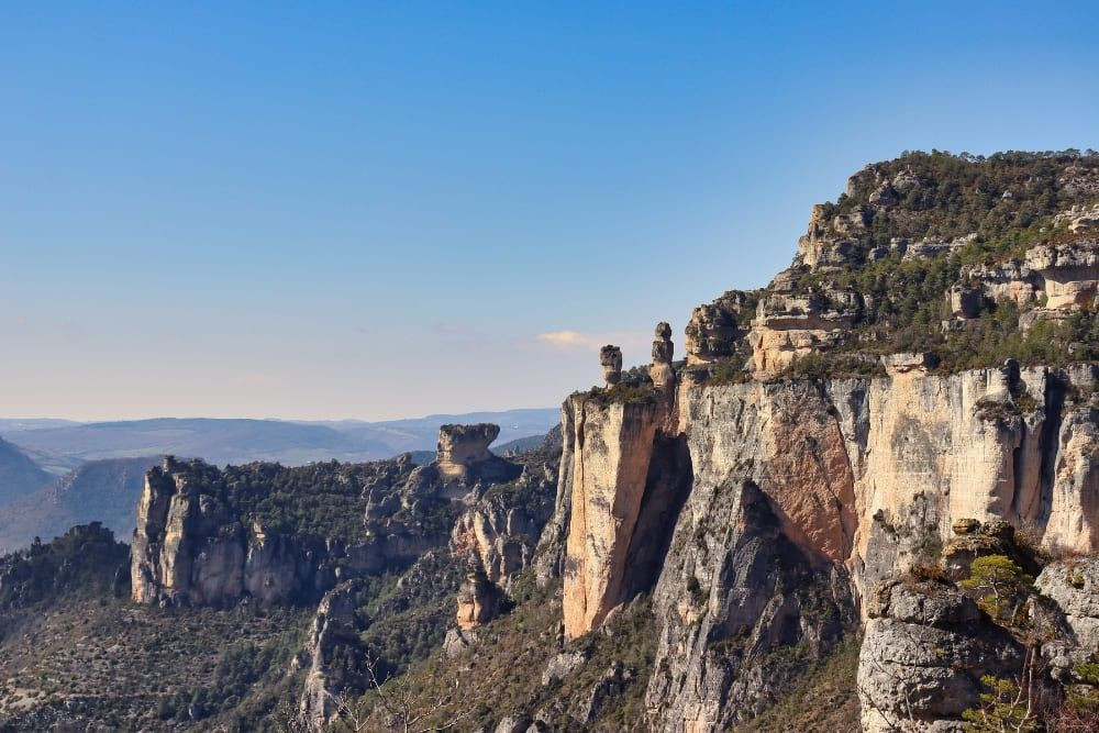 The Jonte Gorges, Vase de Sèvres and Vase de Chine © Claire Durot