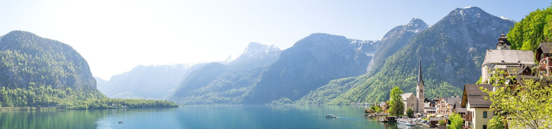 Lakeside village of Hallstatt - Salzkammergut - Austria
