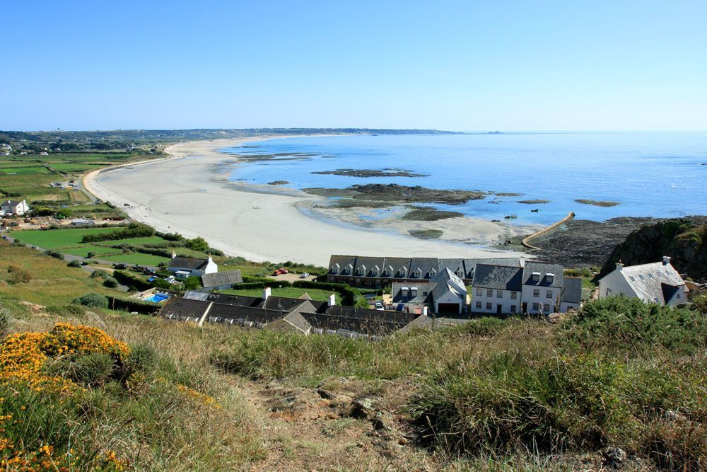 Saint Ouen's Bay in Jersey © François Ribard