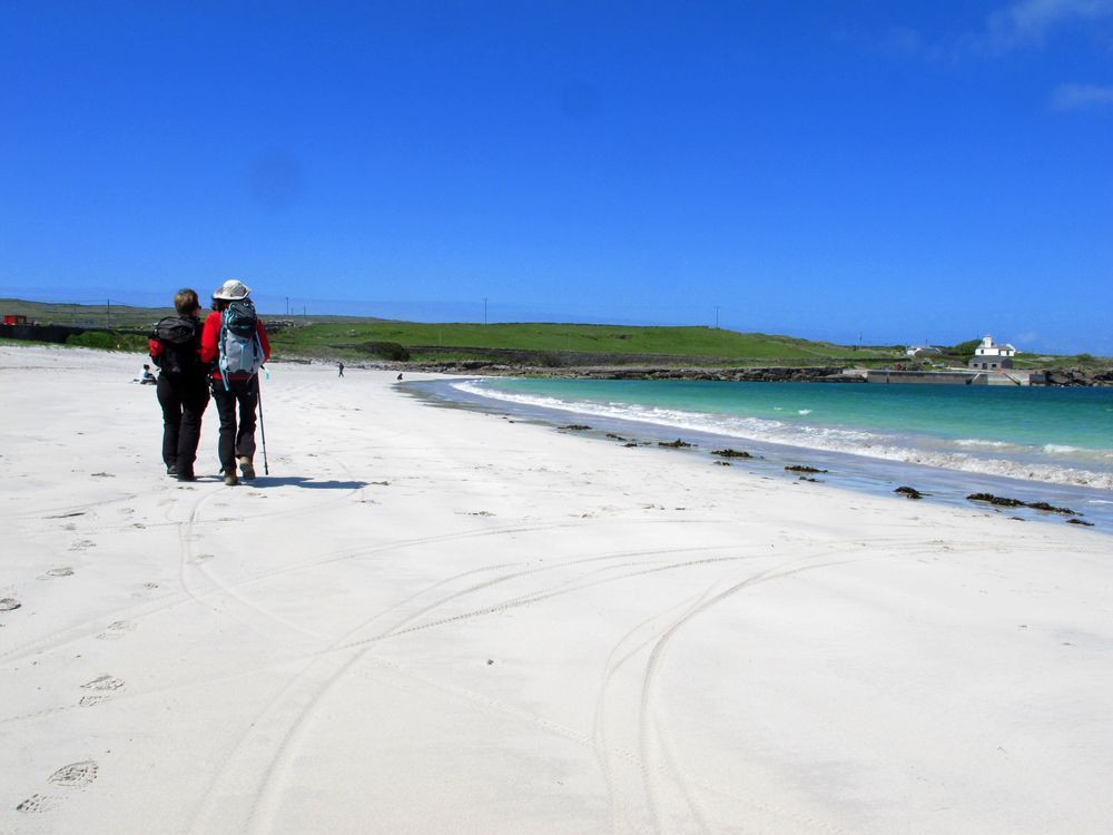 Kilmurvy Beach