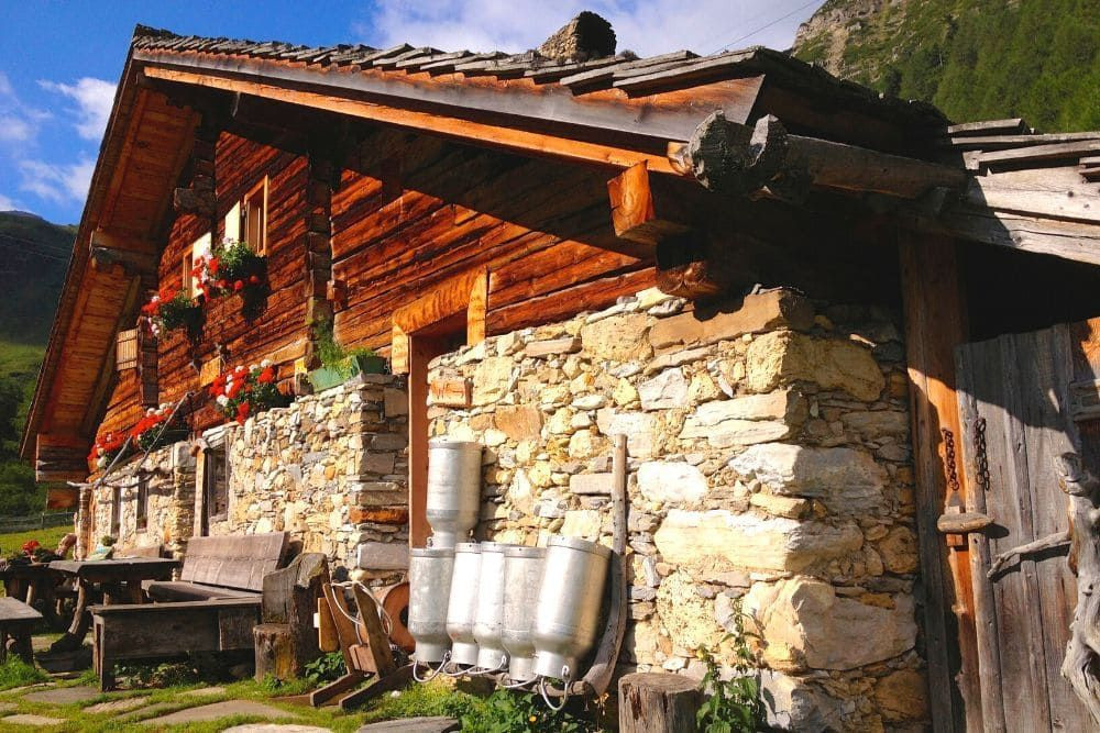 © Laurent Comte Mountain dairy © Laurent Comte