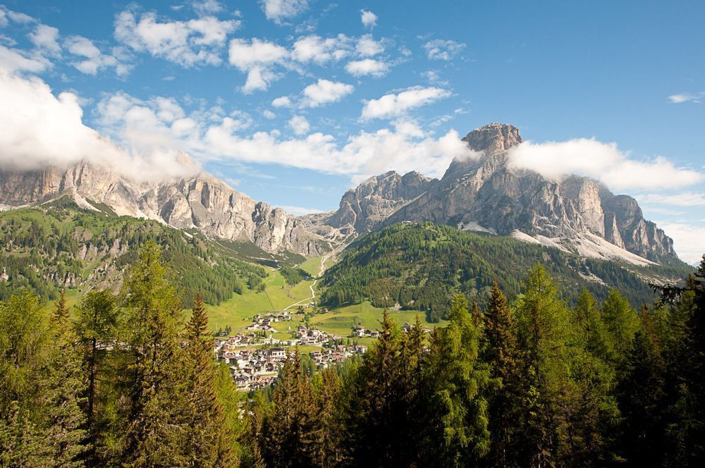The hamlet of Colfosco and the summit of Sassongher on the right