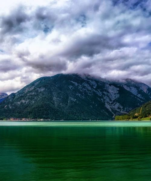 Le Lake Achensee Dans La Commune De Jenbach