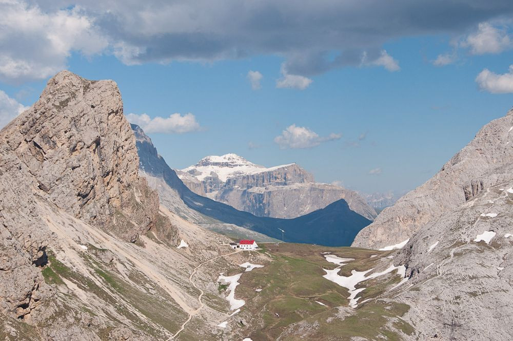 The Alpes di Tires hut (Tierser Alpl in German) with the Piz Boè in the background
