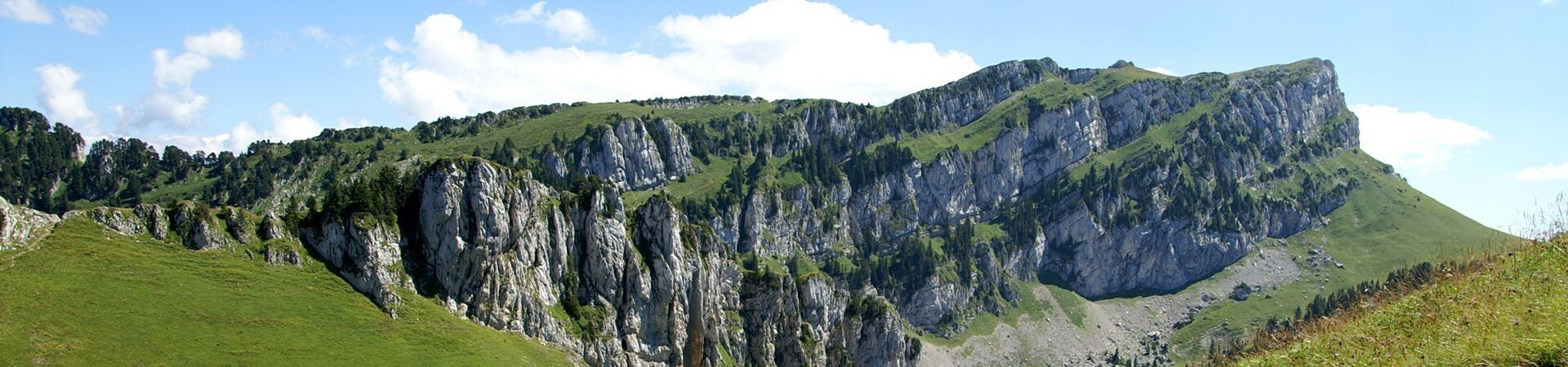 5-day treks and multi-day hikes in France