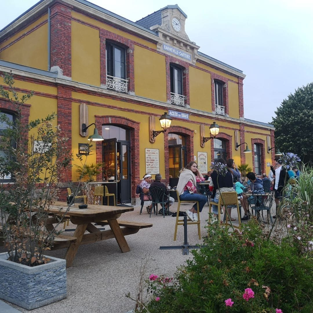 © Angélique Saget Barneville-Carteret station restaurant