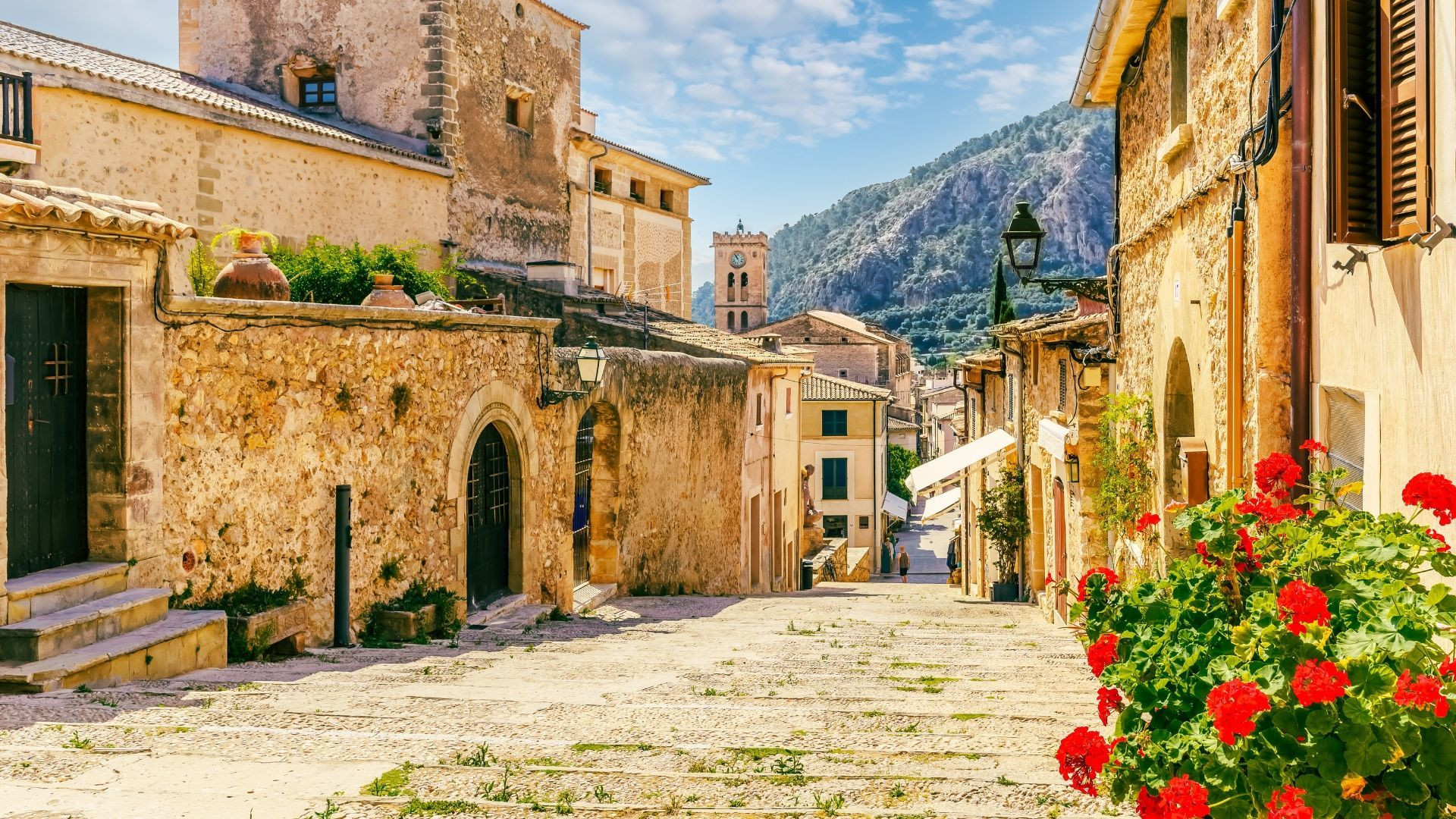 Old town street in Pollença - Mallorca - Spain