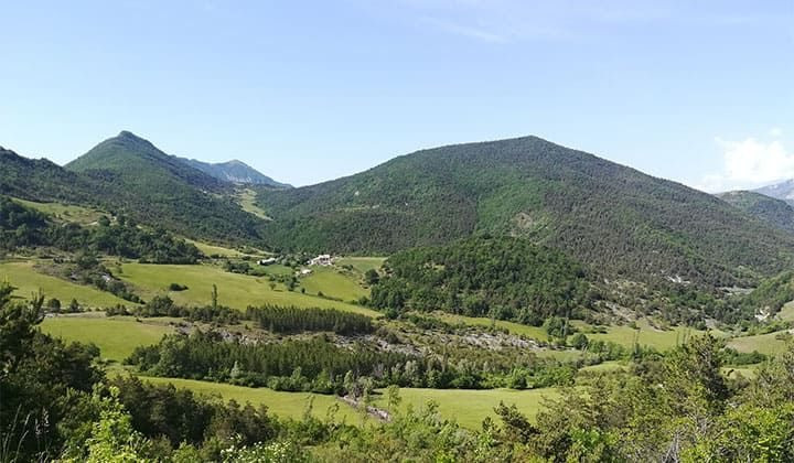 Panoramic views from the Col de Lescur