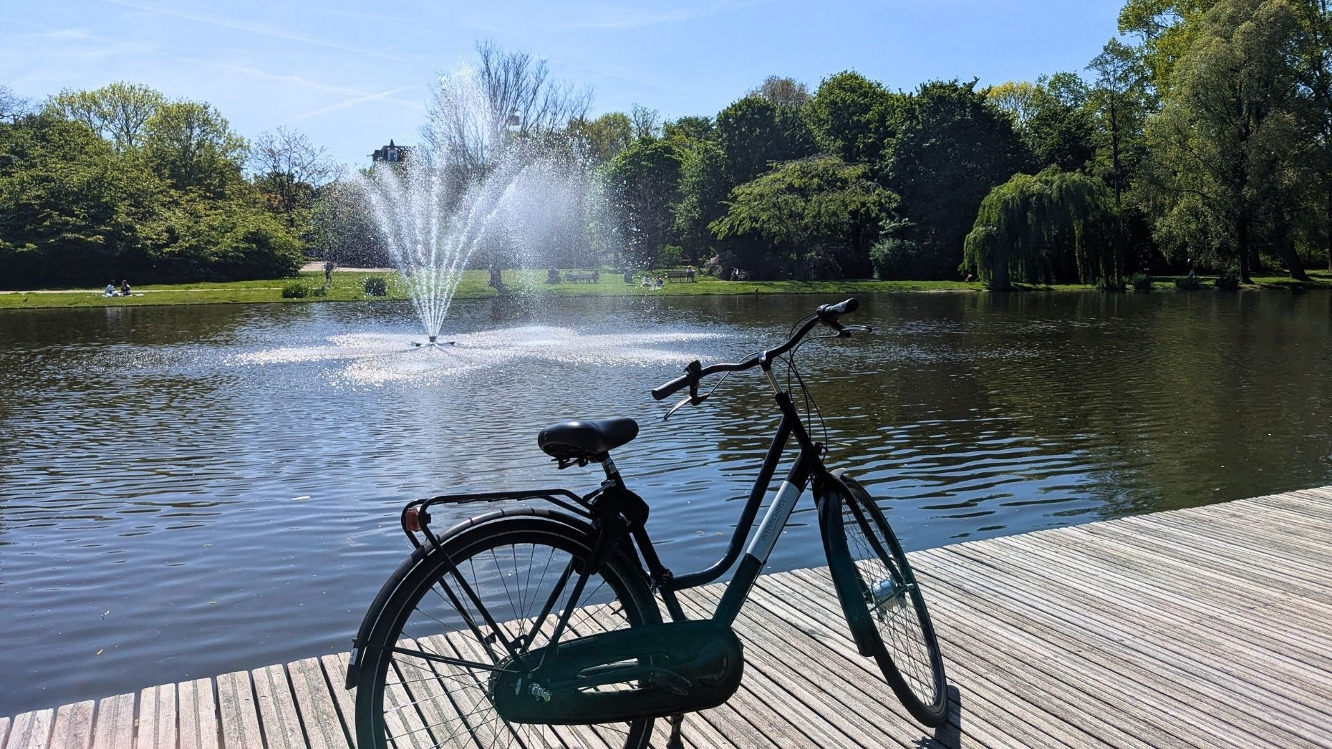 Parks Amsterdam bike article Elodie