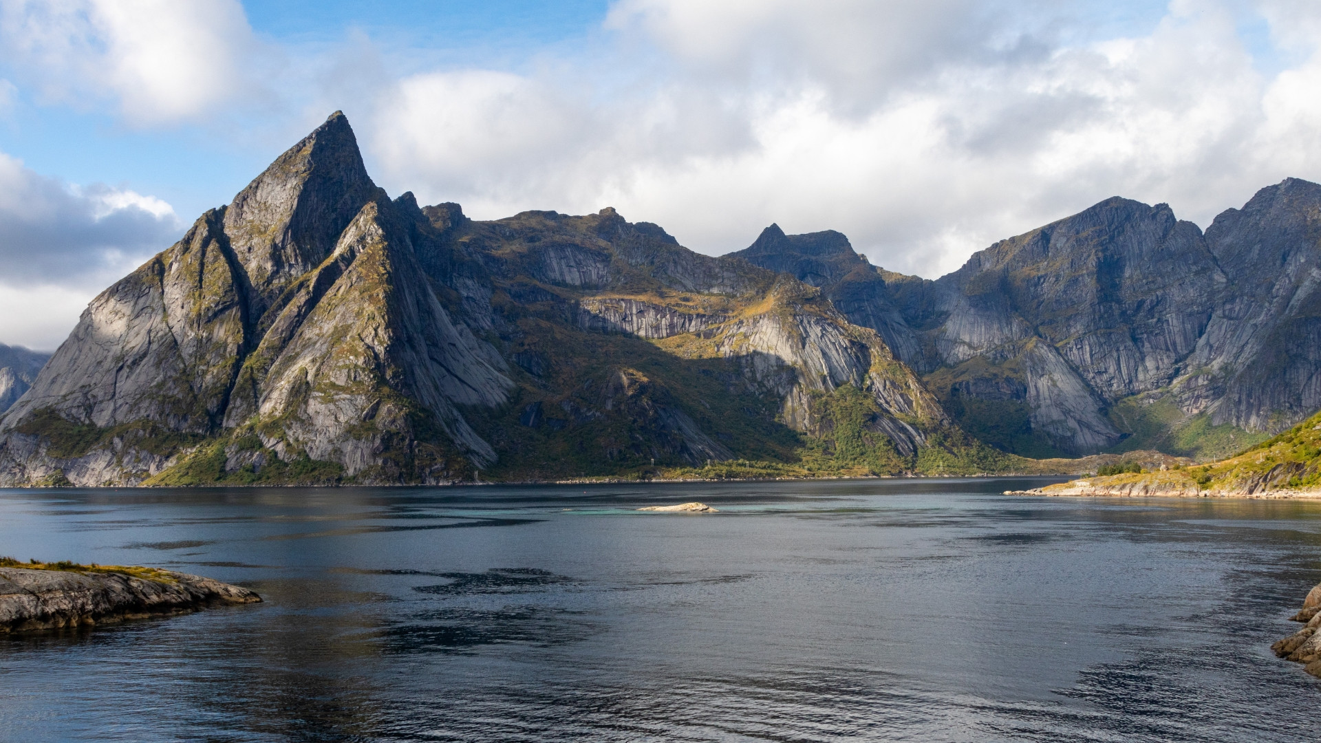 Peaks above Kjerkfjorden - Lofoten Islands - Norway