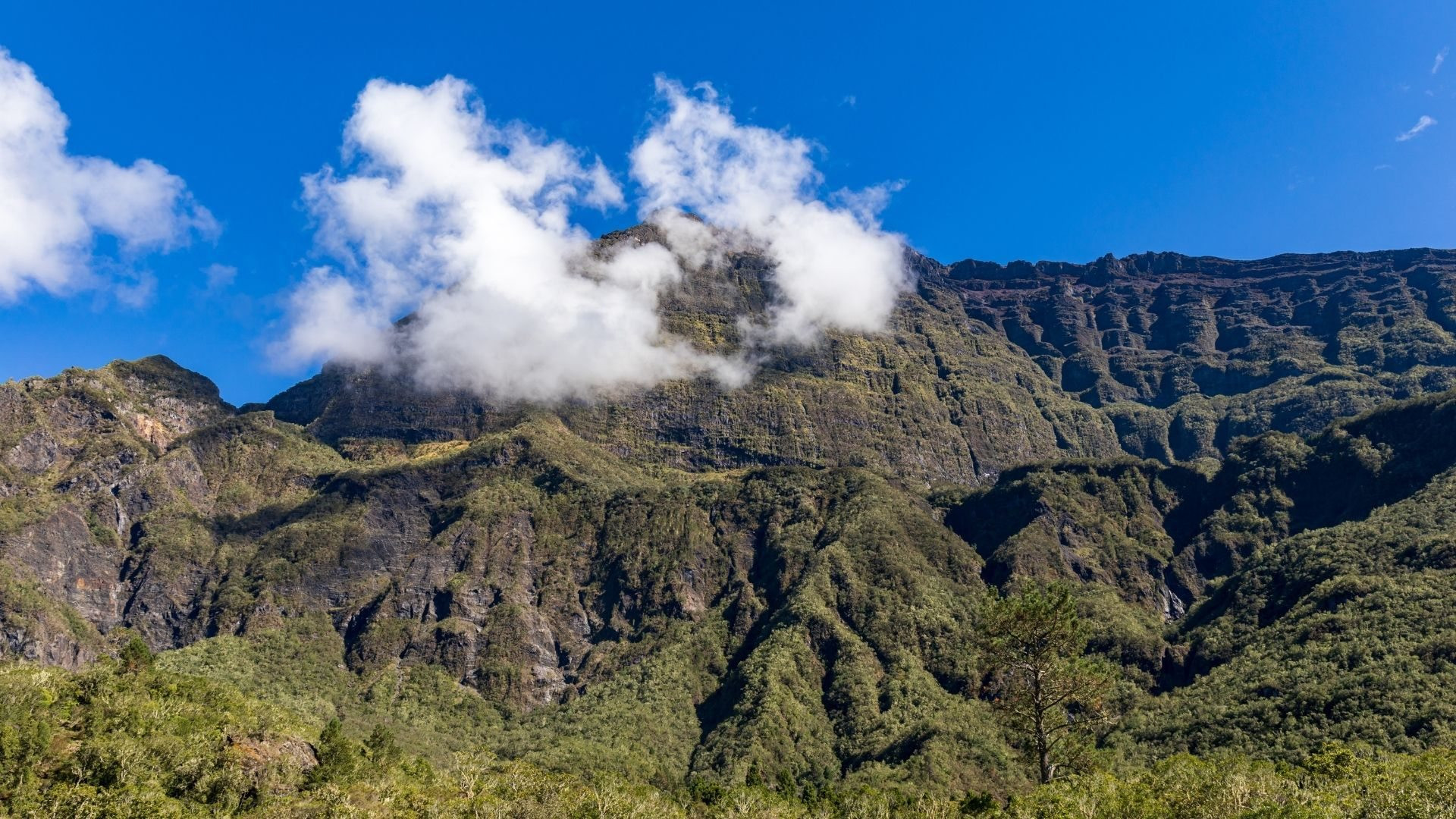 Piton des Neiges, Reunion island: when to go
