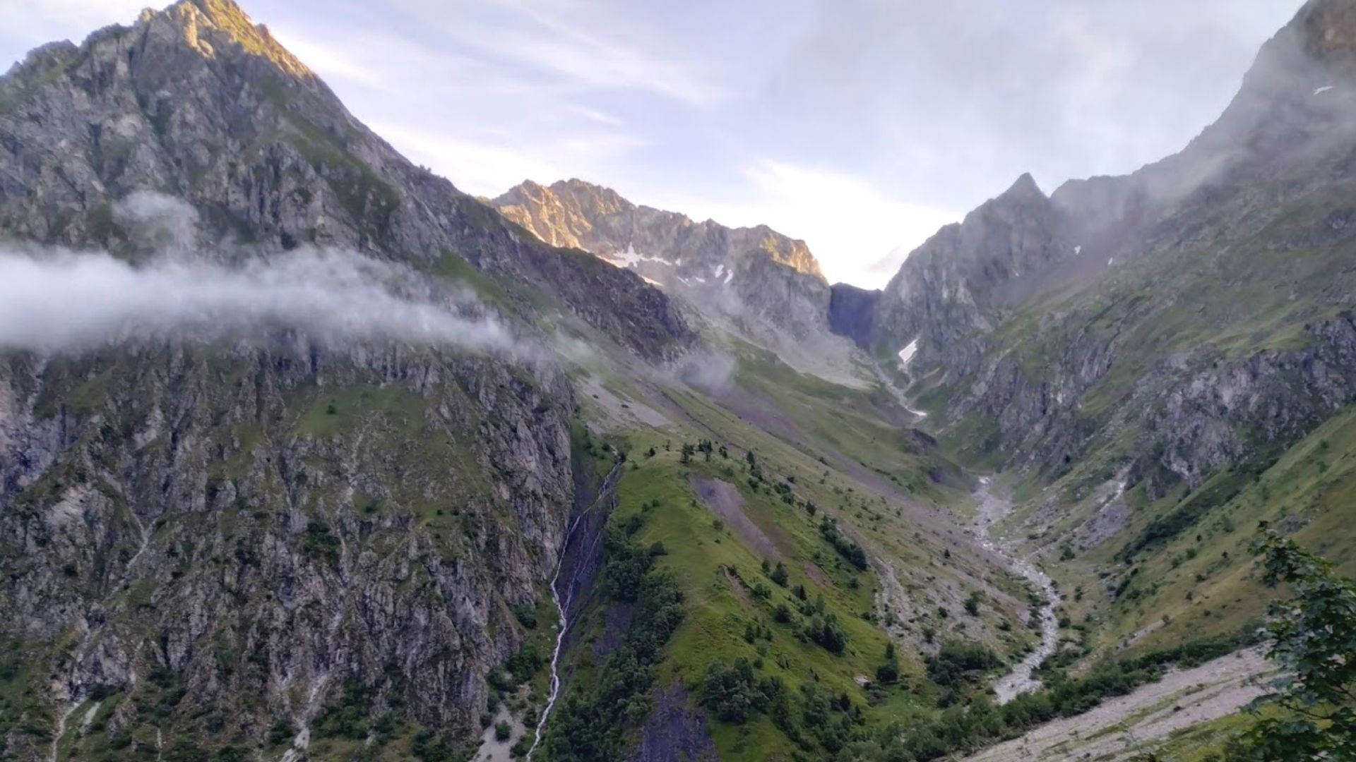 Level 5 treks and hiking holidays