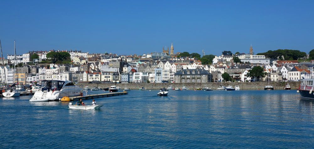 St Peter Port in Guernsey © François Ribard