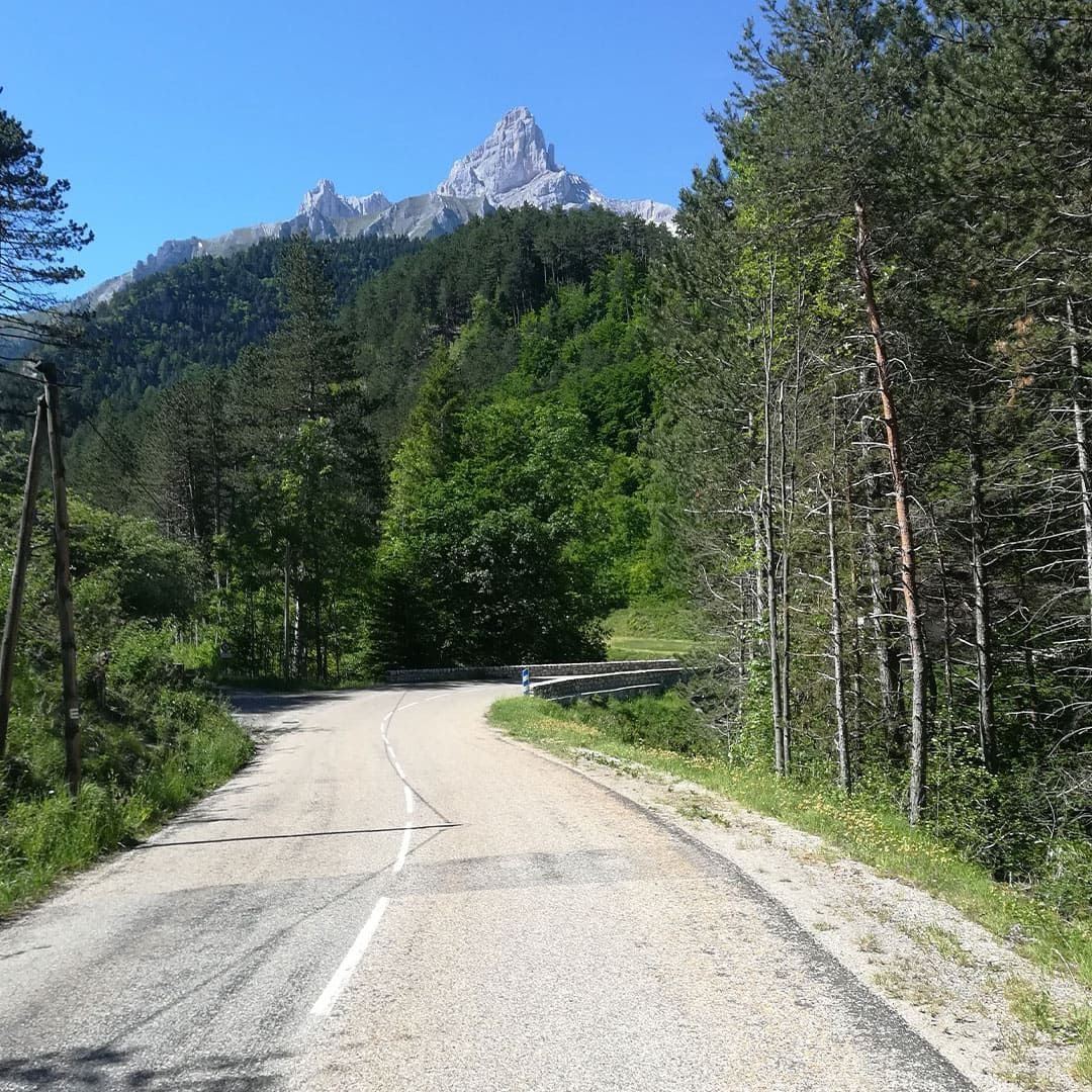 On the roads of the Trièves, with the Grande Tête de l'Obiou in the background