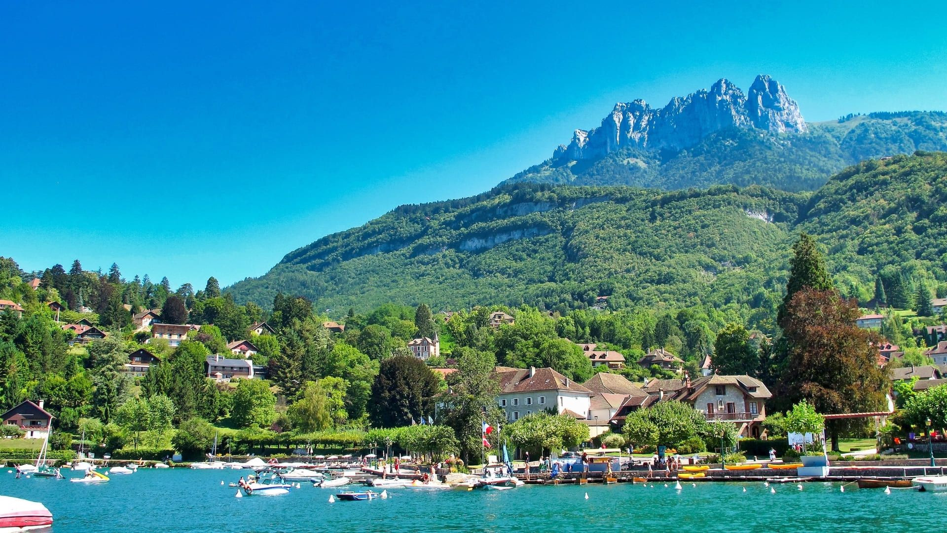 Vue sur le lac d'Annecy - Talloires - Haute-Savoie - France