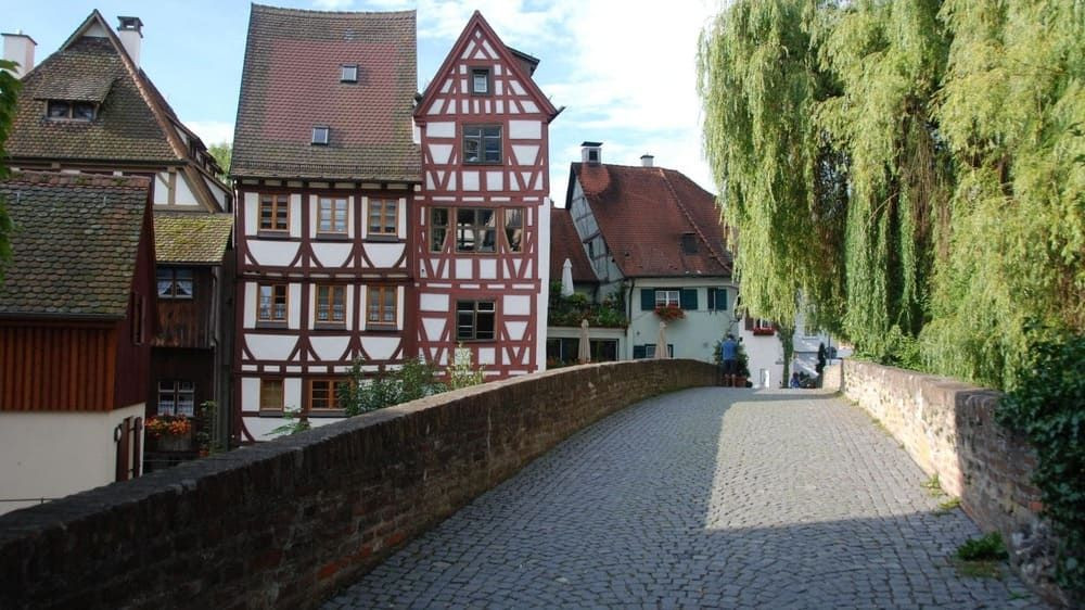 Half-timbered houses and cobbled bridge in the fishermen's quarter - Ulm - Germany
