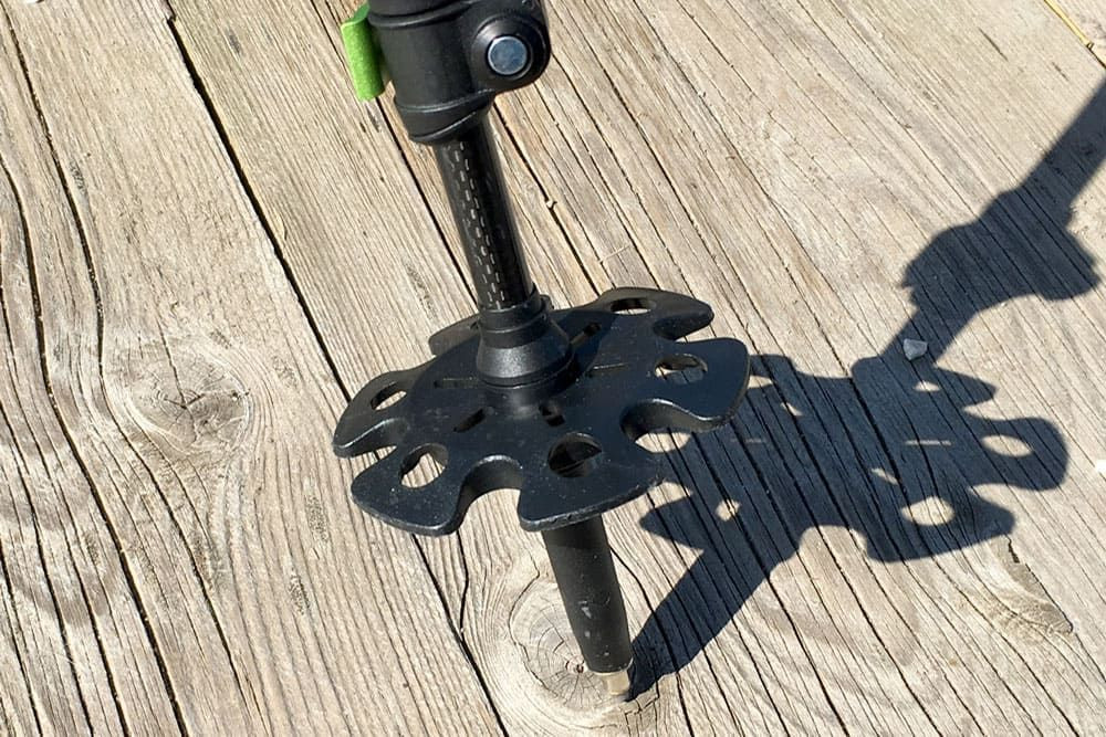 Wide basket on a trekking pole