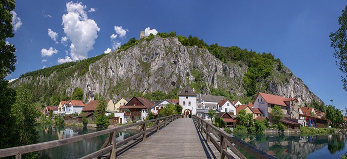 Wooden bridge to Markt Essing below Randeck Castle ruins - Altmühltal - Germany